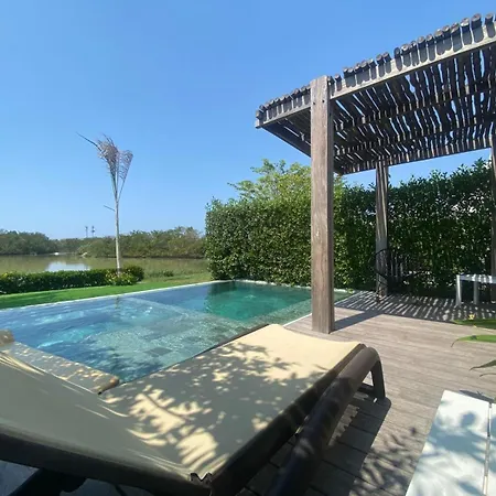 Hermosa Casa En Karibana Ctg *